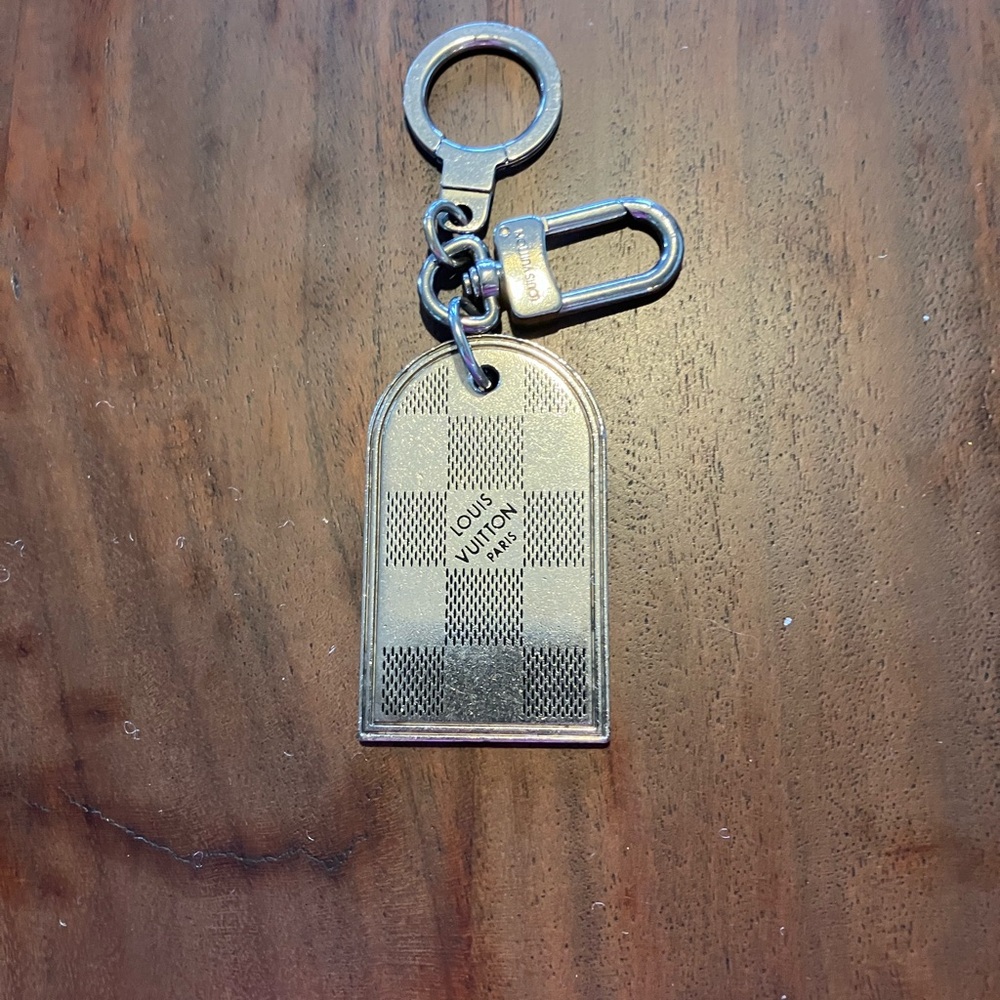 Louis Vuitton Checkered Black and Gray Key Holder or purse charm - Picture 2 of 5